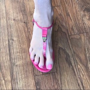 Coach Rosati Pink Patent Thong Sandals Size 9 EUC